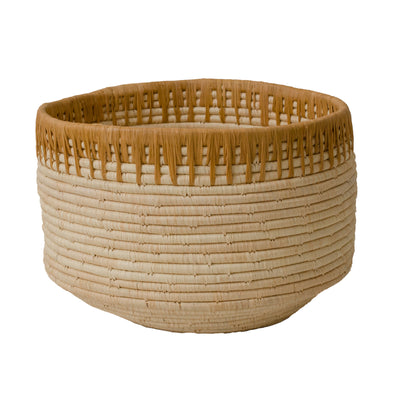 11" Tan Patterned Raffia Catch All