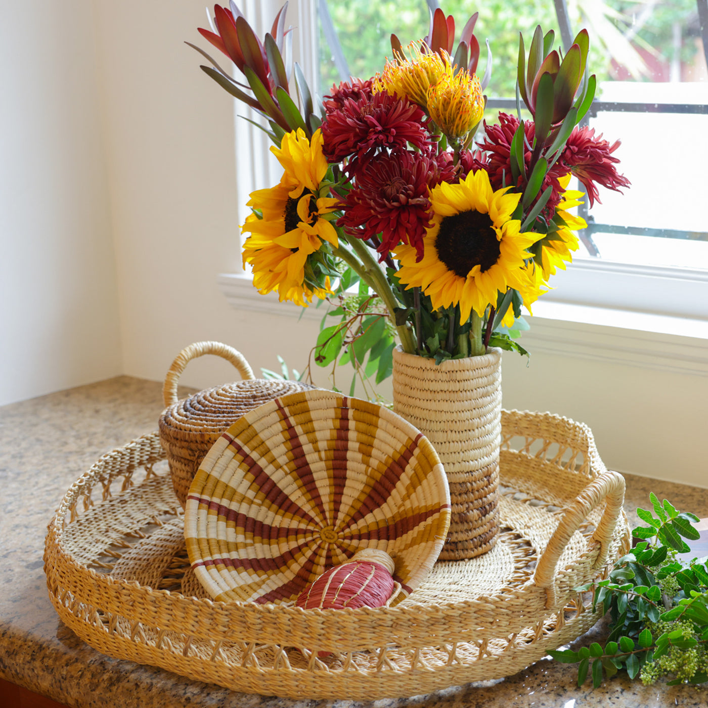 Neutral Tray - 22" Laced