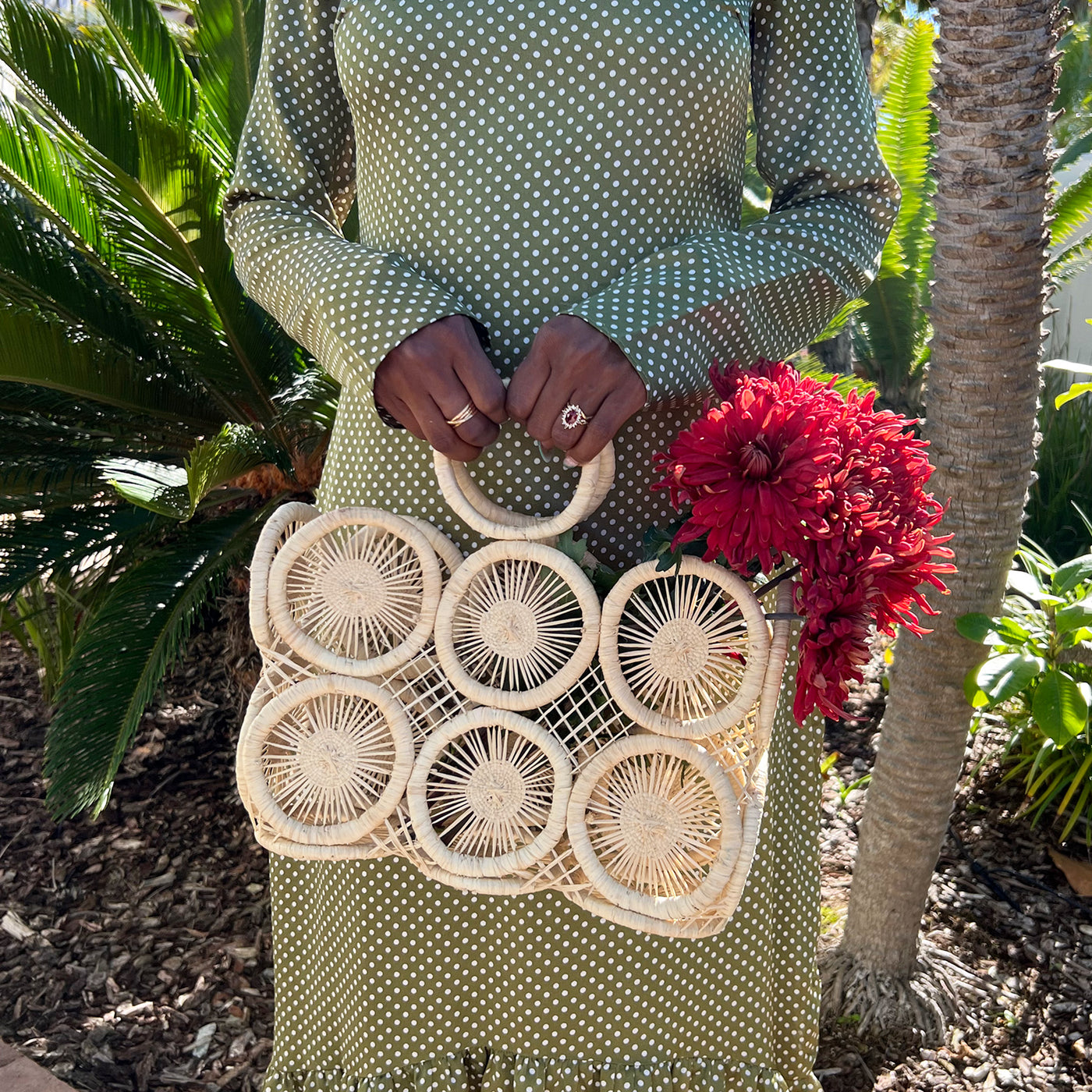 Neutral Handbag - Raffia Hoops