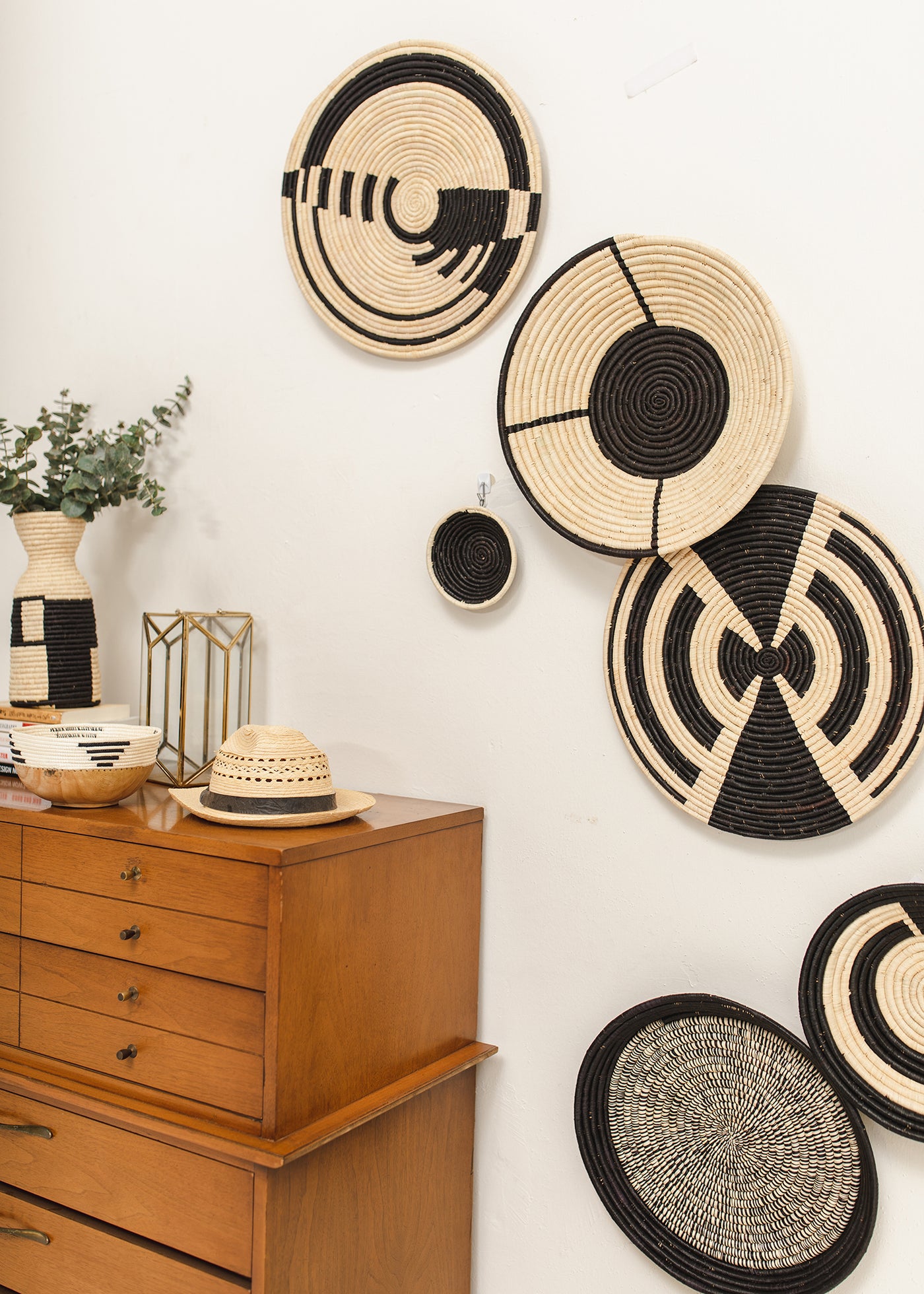 17" Medium Abstract Black Woven Wall Art Plate - KAZI