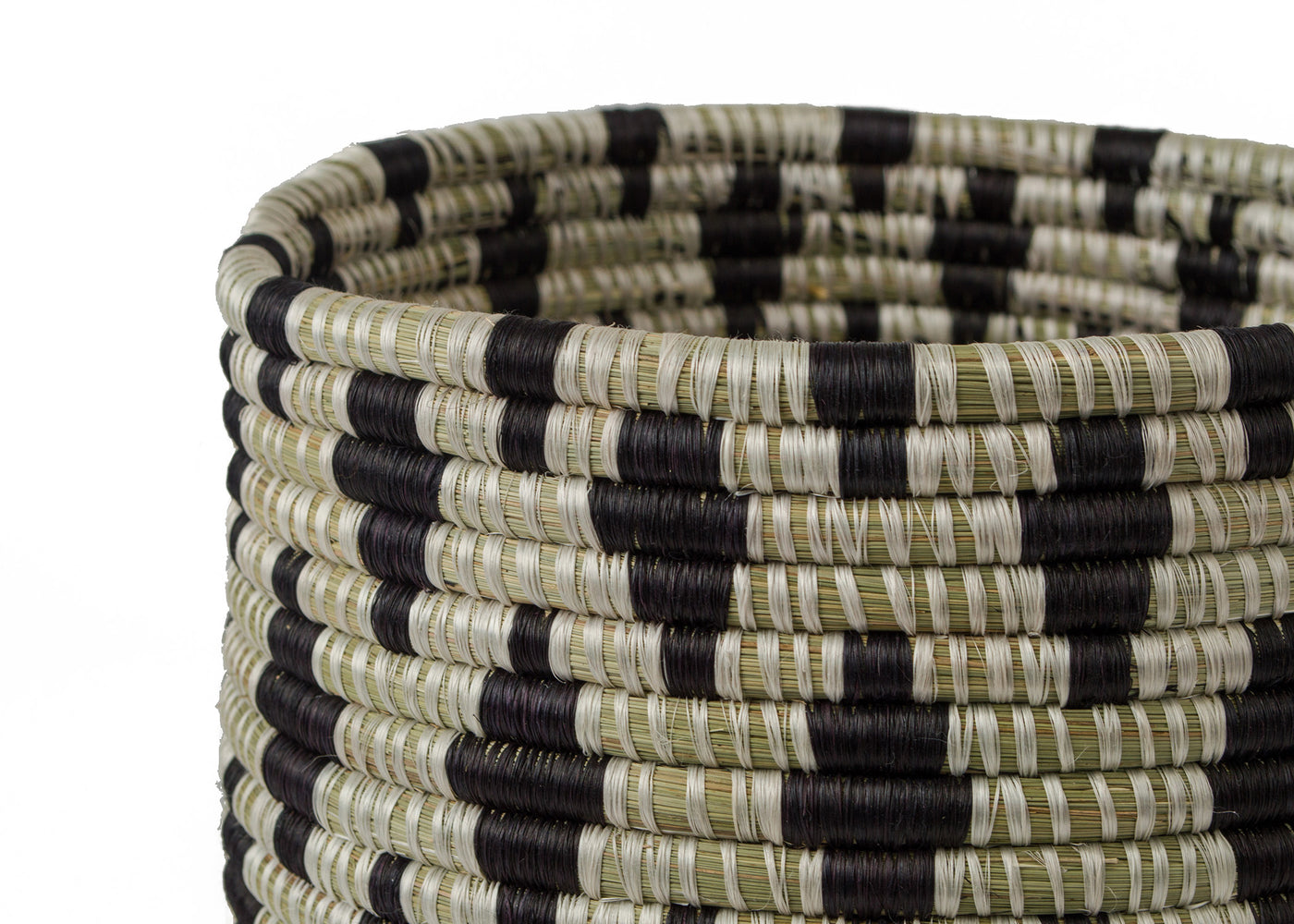 9" Large Black Planter - KAZI