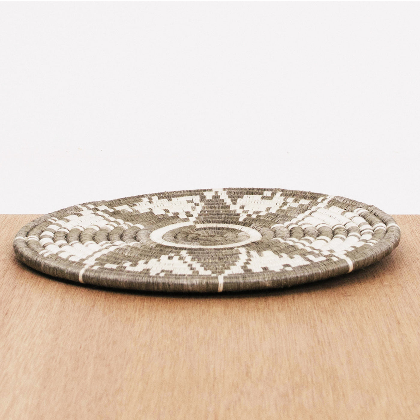 10" Light Taupe Ikaze Trivet