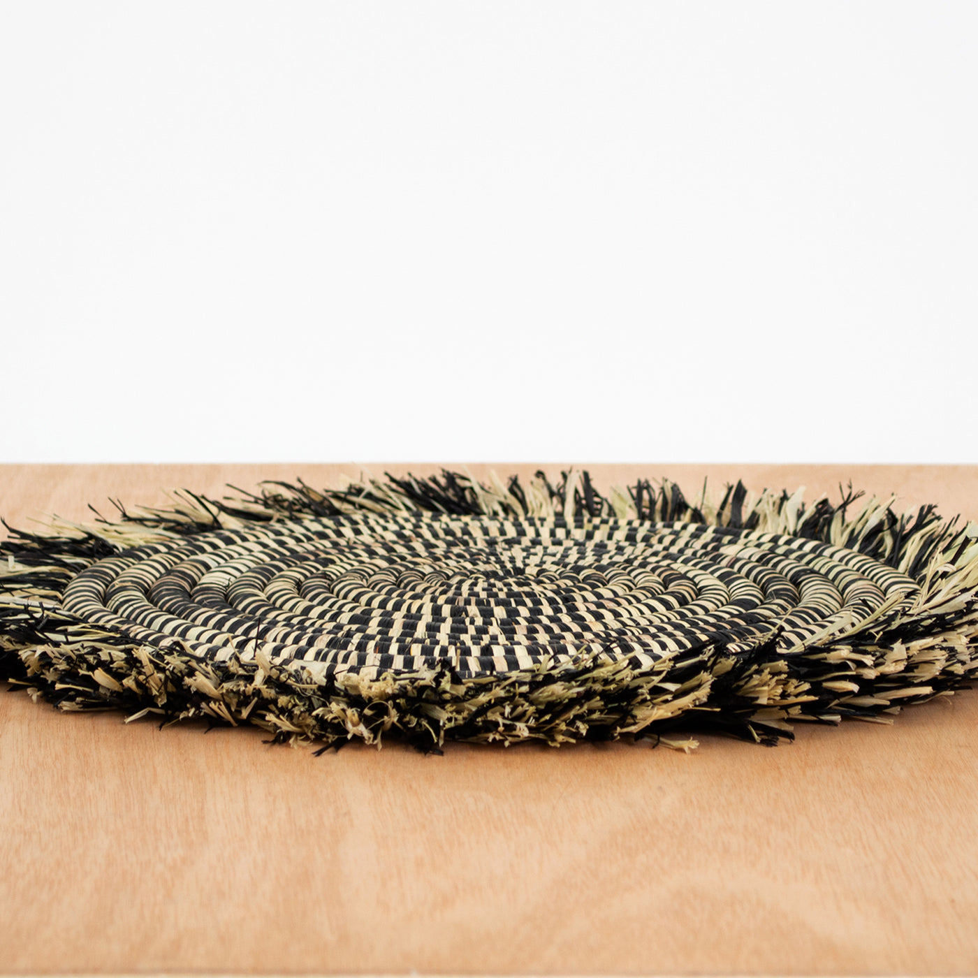 12" Black Heathered Fringed Charger