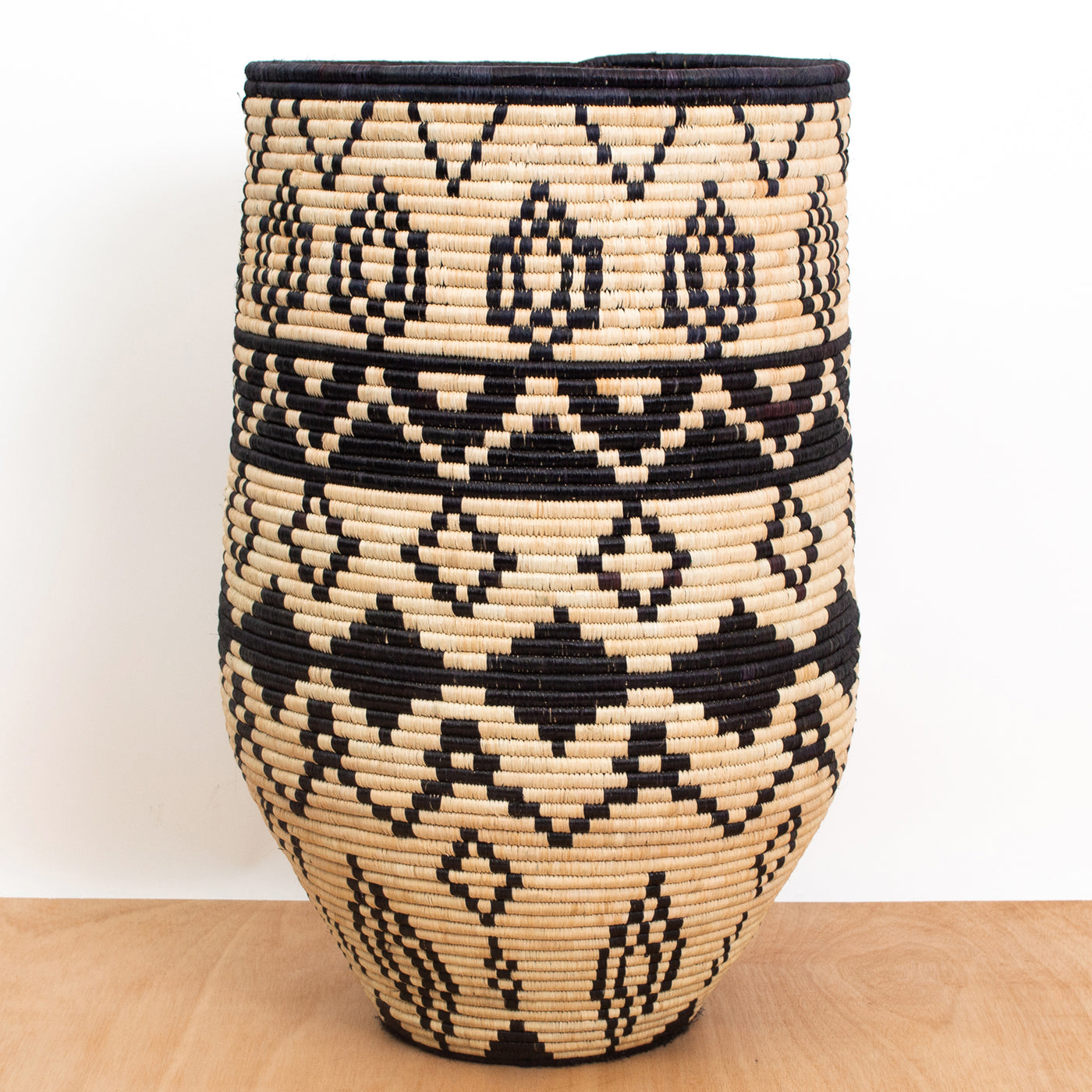 Aluna Medium Floor Basket